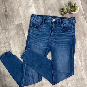 AMERICAN EAGLE high wasted super stretch jeggings